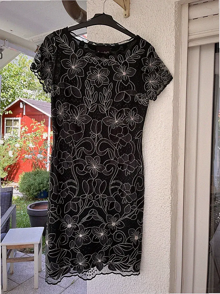 Etui-Kleid, Waldgrün, Phase Eight, Gr12 (40/42), Neu ohne Etikett!