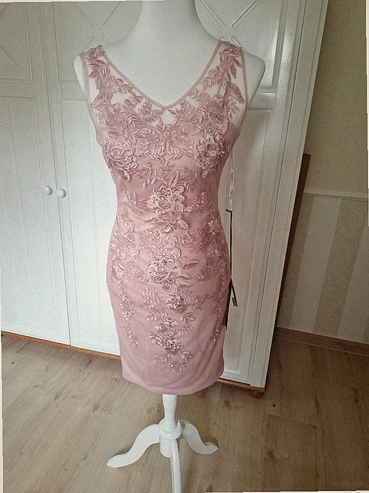 Etuikleid, Abiball Kleid, Hochzeit Mascara Neu Gr 34 Rose