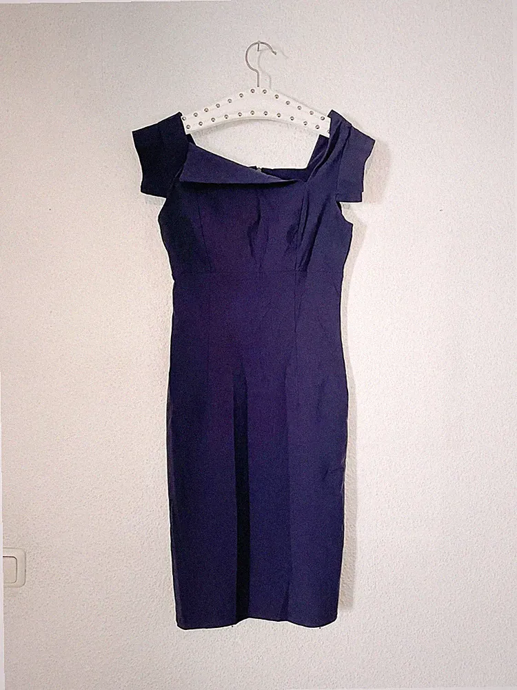Etuikleid elegant dunkelblau marine figurbetont hourglass tailliert 40 M L