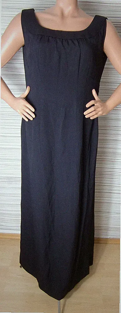 Etuikleid Kleid schwarz S M 38 40 U-Ausschnitt ärmellos lang Theater Kostüm