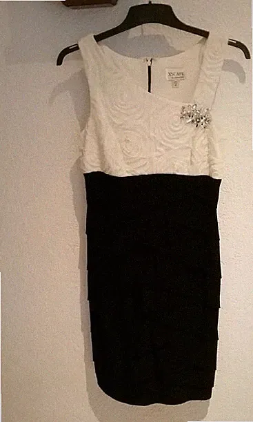 Etuikleid, xscape , größe 36,schwarzweiß,abschlusskleid,gebraucht
