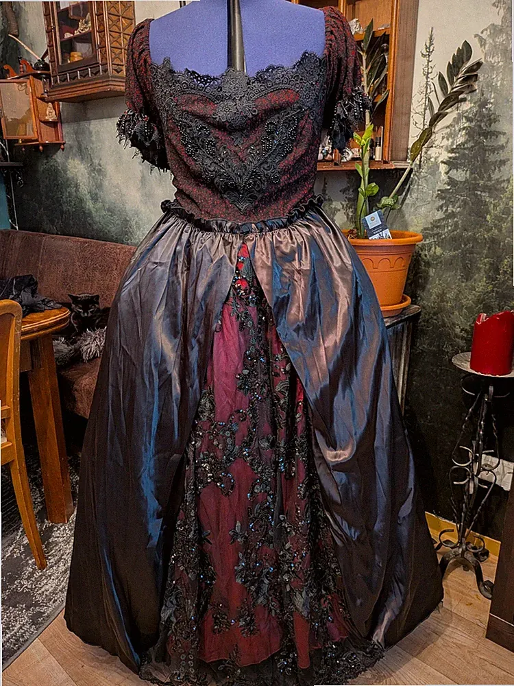 Eva Lady Gothic Kleid