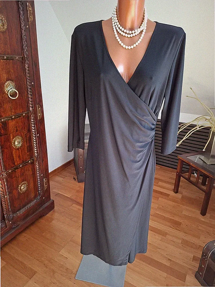 Fair Lady elegantes Kleid Gr. M / 38 schwarz dehnbar gerafft