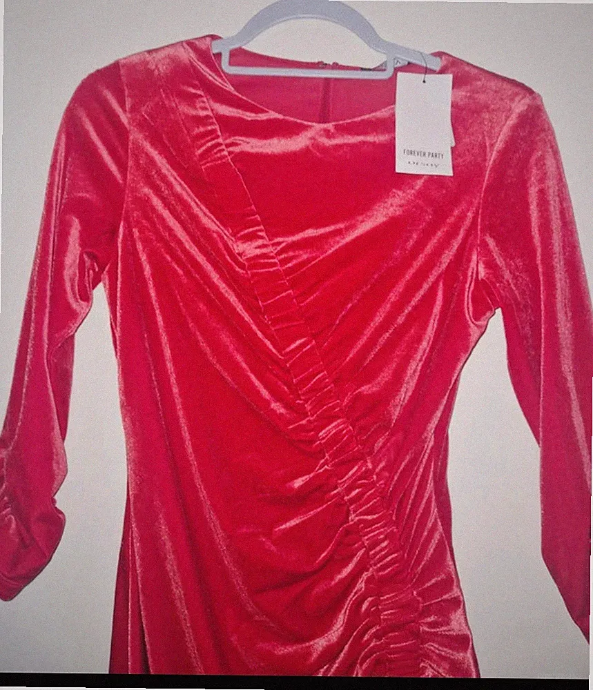 Forever Party Etuikleid Rot Samt Gr. S38 Midi Herzausschnitt Langarm Raffung