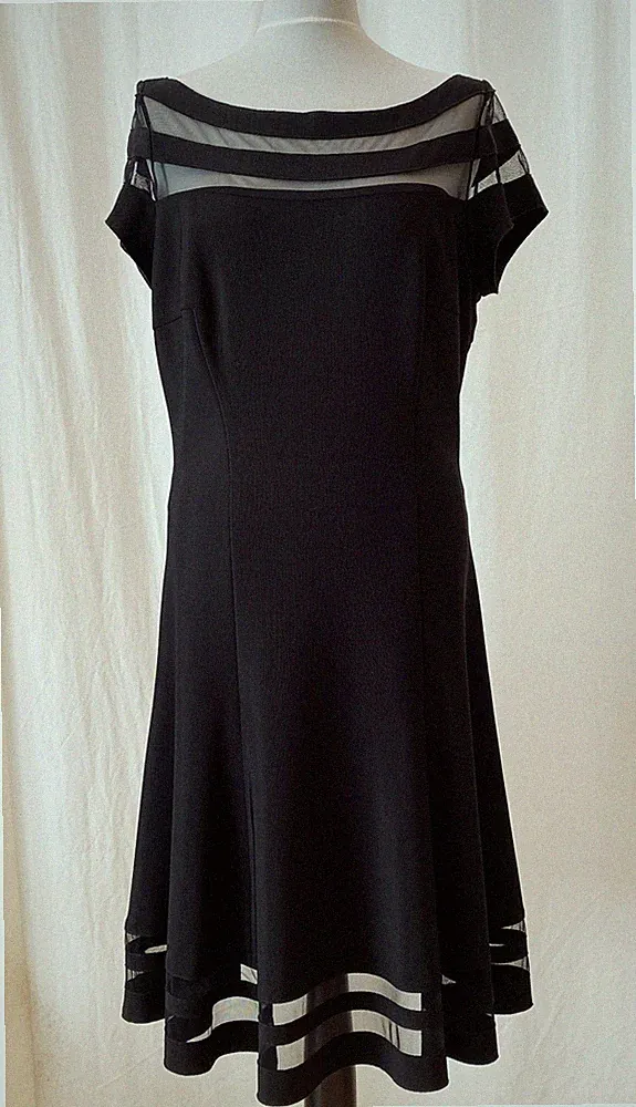 FOUR FLAVOR A-Linien Kleid Damen Gr. DE 42 schwarz elegant