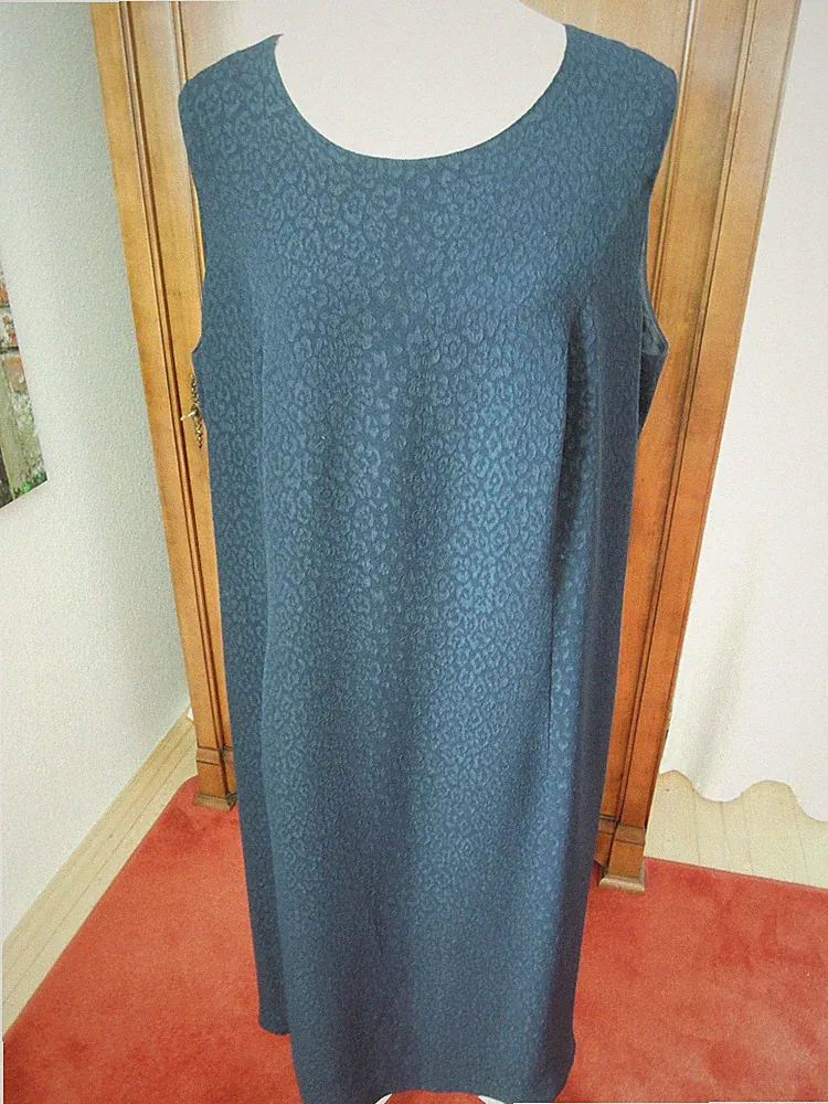 FRANKENWÄLDER Kleid Viskosemix 46 Dunkelblau XXL wadenlang Maße im Angebot