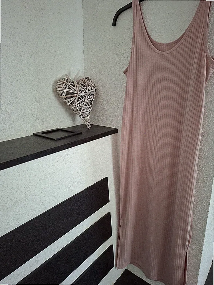 FREEQUENT Trägerkleid Damen Kleid Gr. DE Rosa Lang Sehr Schön B1