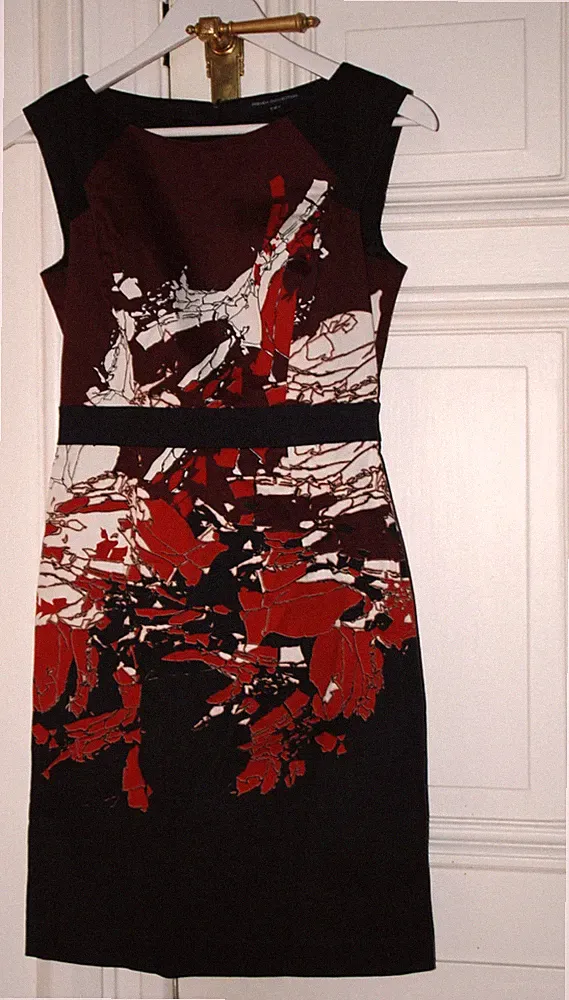FRENCH CONNECTION 34 XS Etui Kleid rot schwarz elegant Staitment Party Blogger