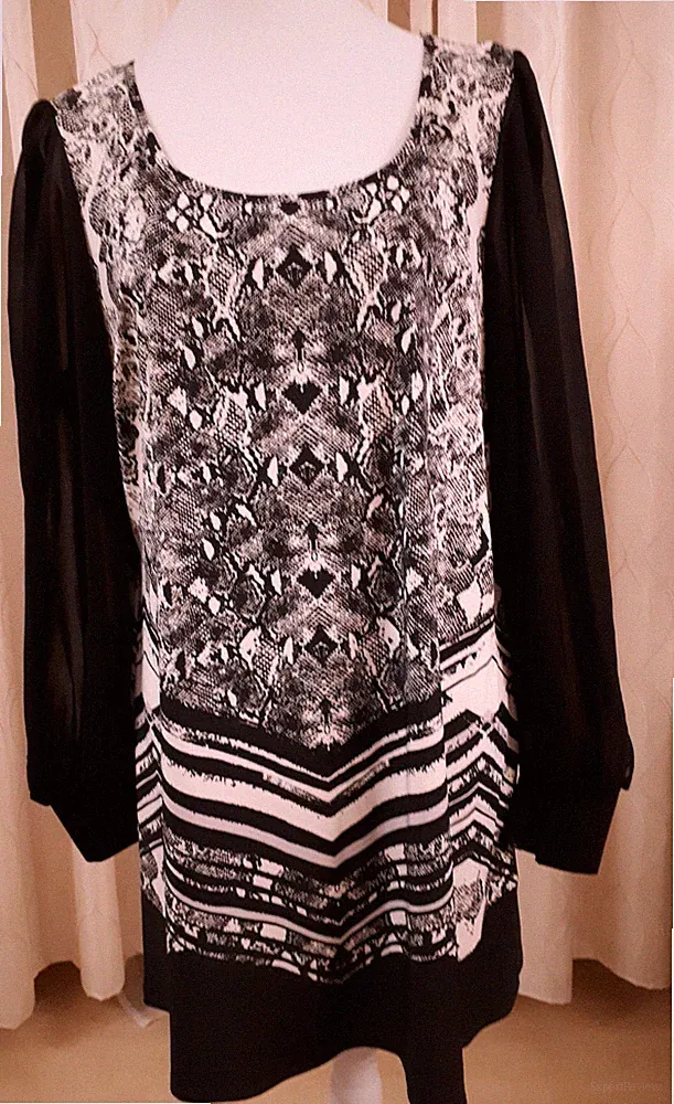 Gr 48 Designer Tunika Kleid schwarz weiß A-Linie offene Arme Maße beachten!