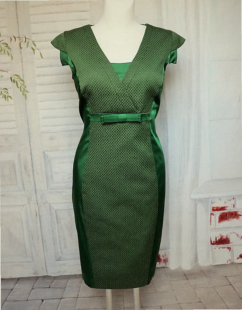 Grünes Phase Eight Etui Abend Coktail Stretch Kleid Tea Dress L 40 UK 14 P349