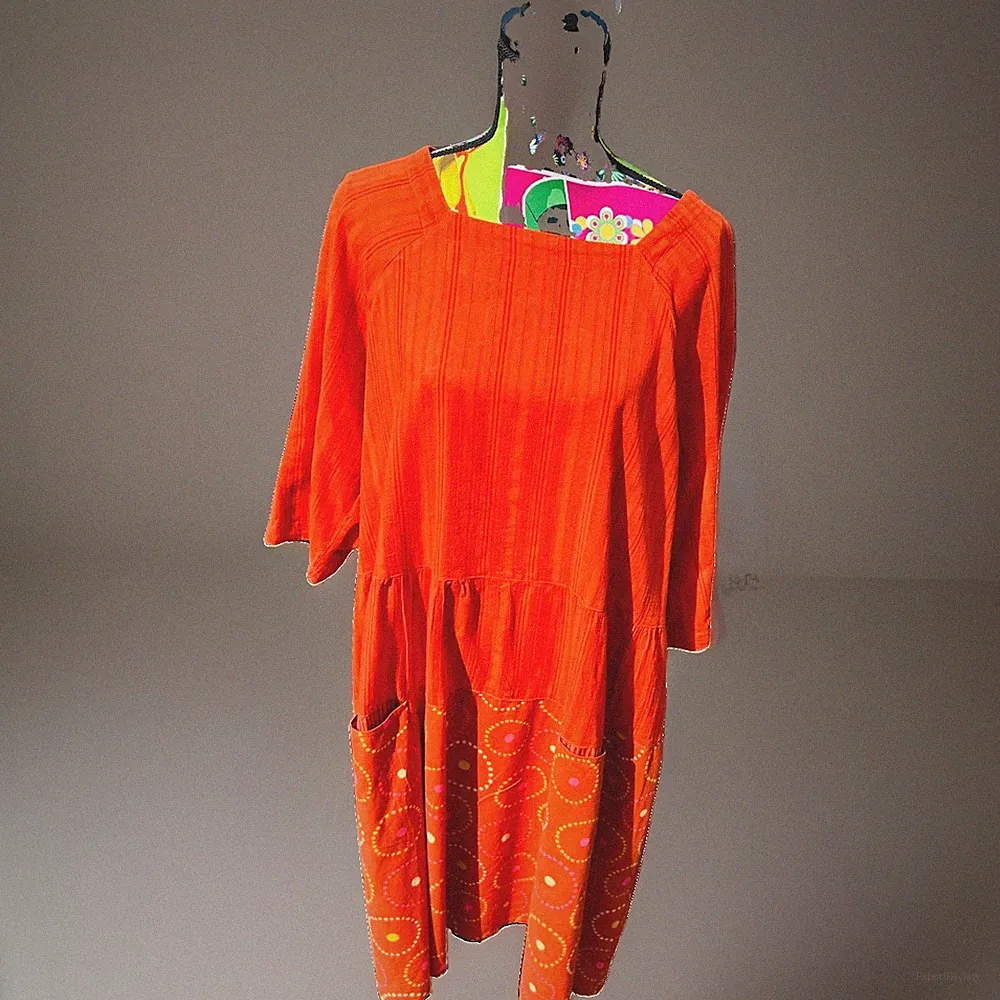 Gudrun Sjödén Damen Kleid, XXL, orange Punkte, Midi A-Linie, 3/4-Arm, 2 Taschen