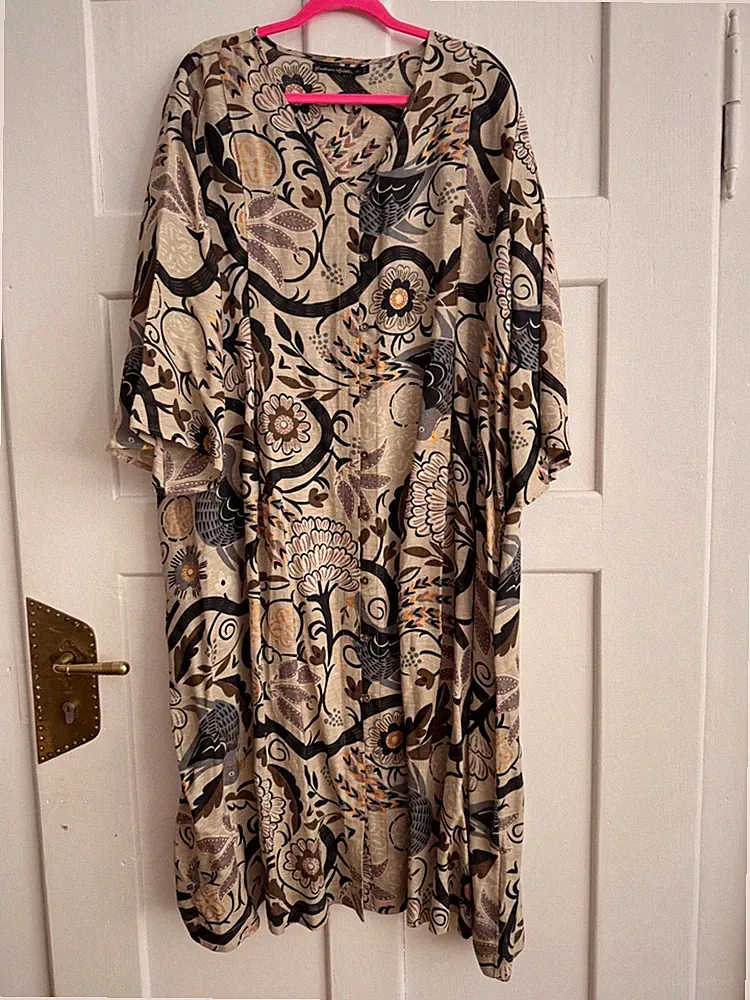 Gudrun Sjöden Kleid mit wunderschönem Design inXXL, Leinen, wie Neu, Naturmode