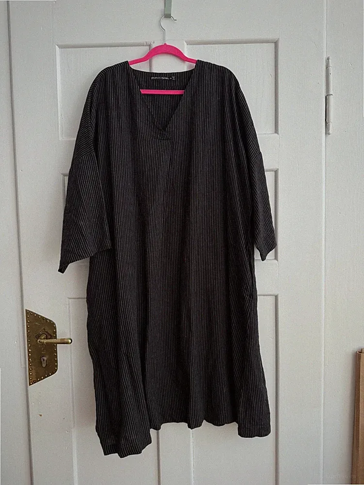 Gudrun Sjöden Kleid Schwarz mit Streifen in XXL, 100% Leinen, ungetragen