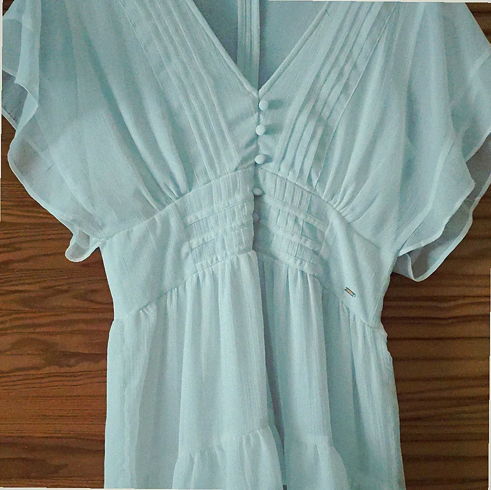 GUESS Damen Midi Kleid Weiß Gr. M A-Linie V-Ausschnitt Flügelärmel Chiffon