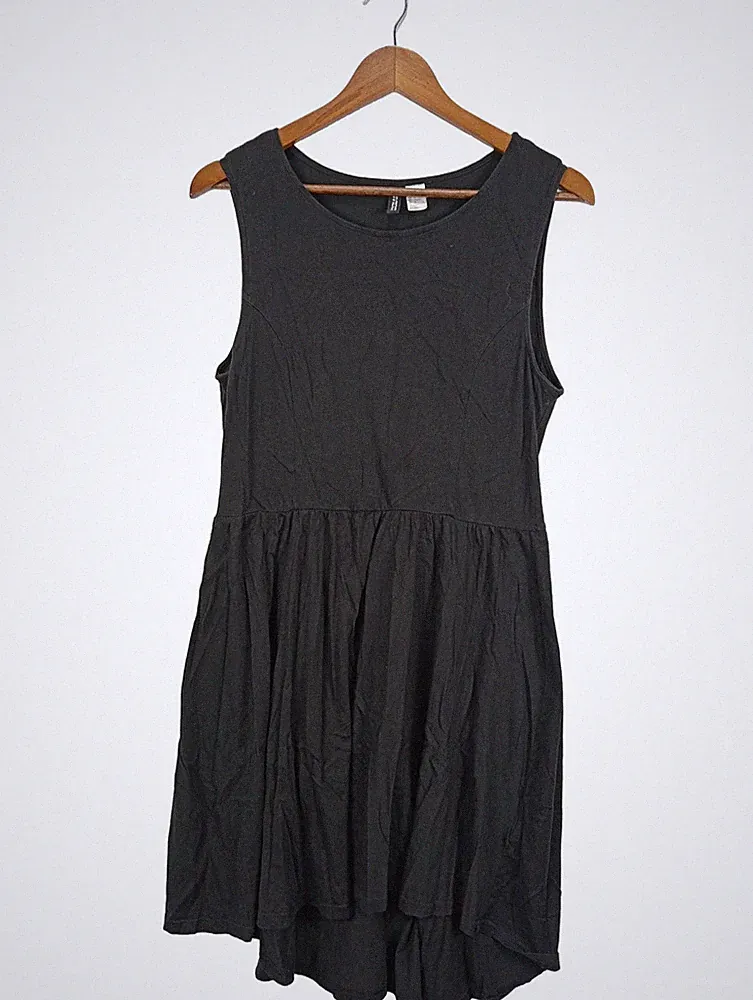 H&M A-Linien Kleid Damen Baumwolle Casual Minimalistisch Schwarz Gr. 42