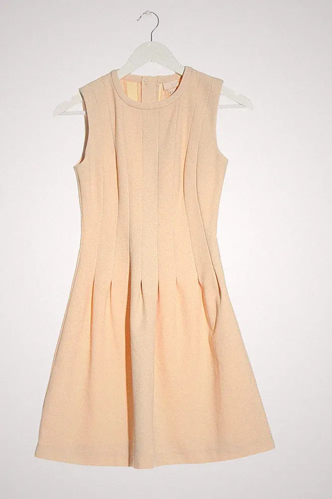 32 A-Linien-Kleid