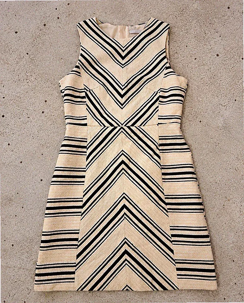 H&M Damen Etuikleid M ärmellos kurz beige/schwarz gestreift Reißverschluss