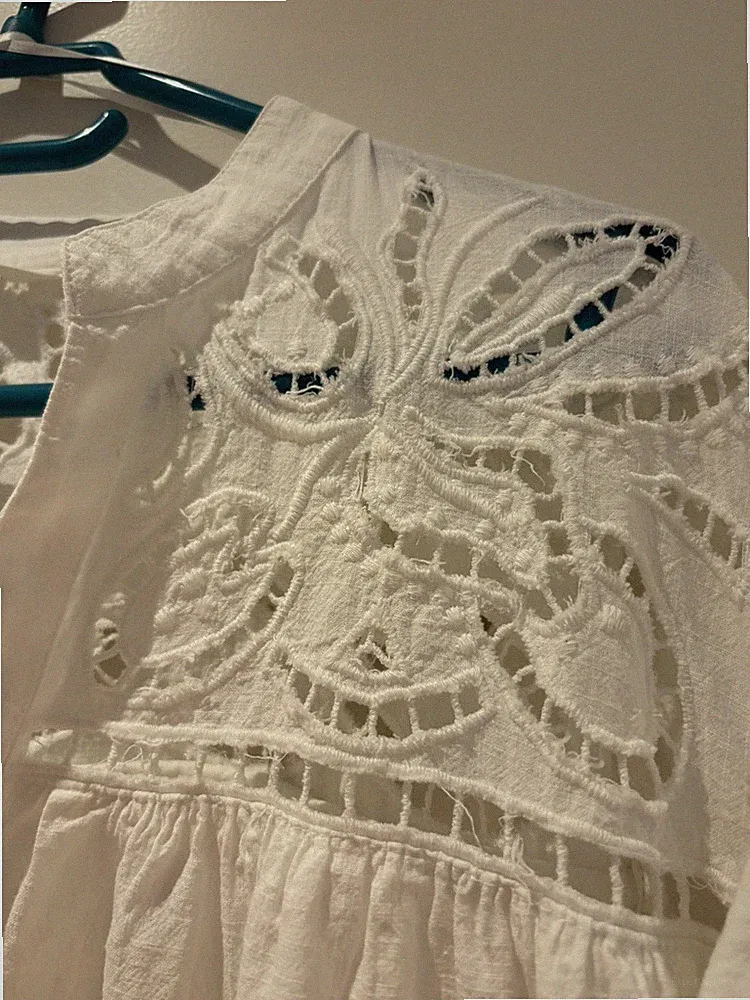 H&M Damen Kleid L Weiß Mini A-Linie Spitze Flügelärmel Boho Ibiza Strand
