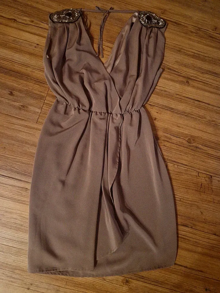 H&M Etui Cocktail-, Party-, Freizeit-Abendkleid, neuwertig, Gr. 40 in taupe