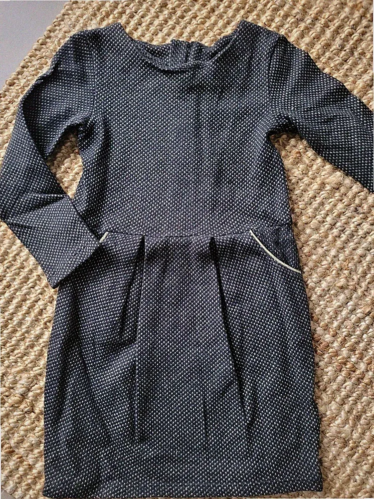 H&M Etuikleid Kleid Langarm Gr. 110 / 116 schwarz mit Gold festlich chic