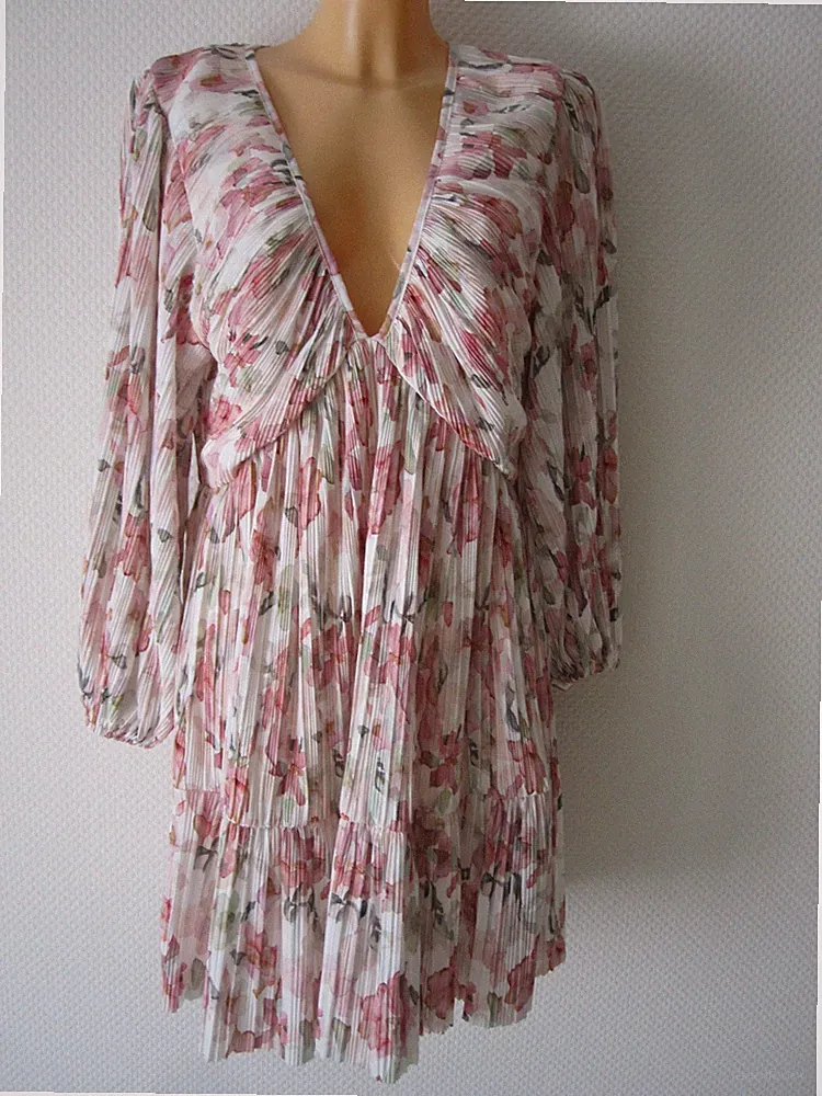 H&M KLEID locker fallend Plissee mit Rüsche Beige mit Blumen Langarm Gr. L