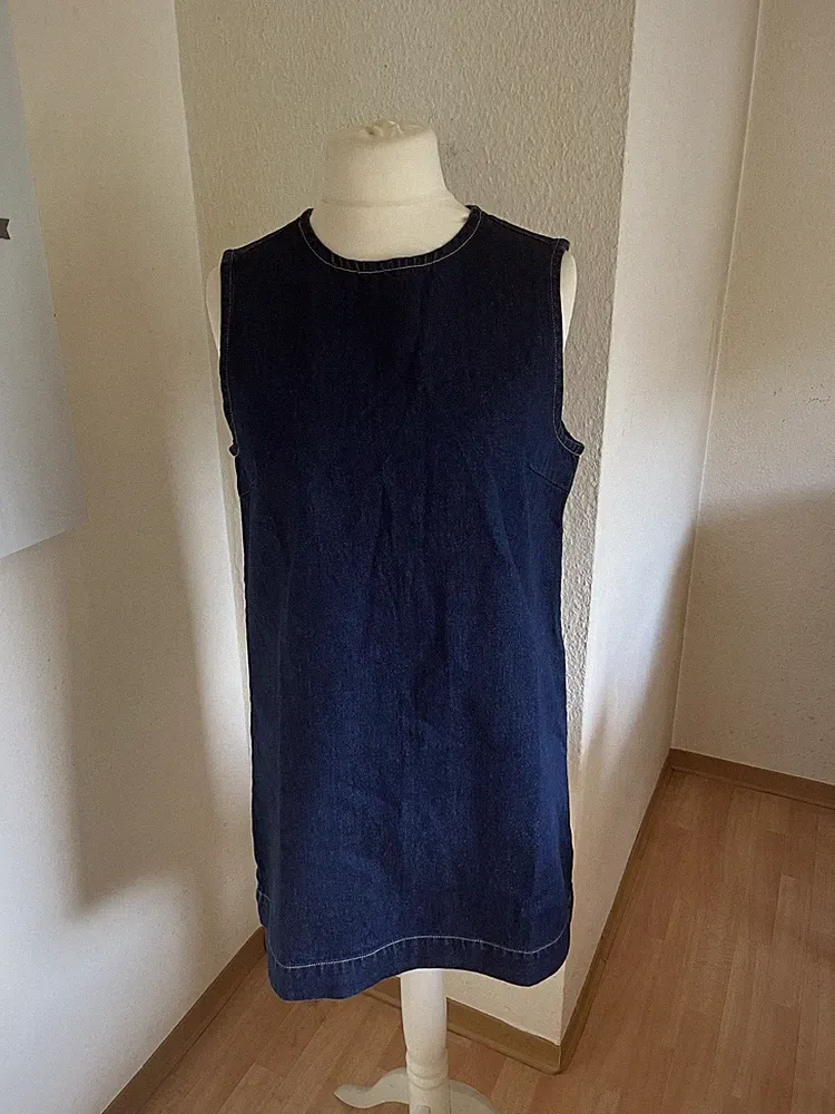 H&M Kleid M 38/40, Jeans, dunkles Denim, ärmellos, A-Linie, Knielang, NEU!!