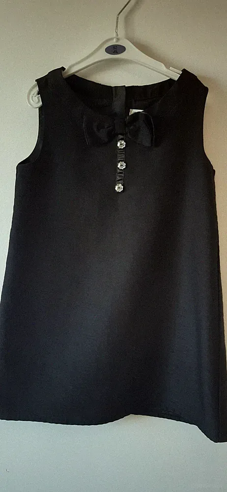 H&M leichtes Kleid schwarz elegant chic edel Gr. 110 116