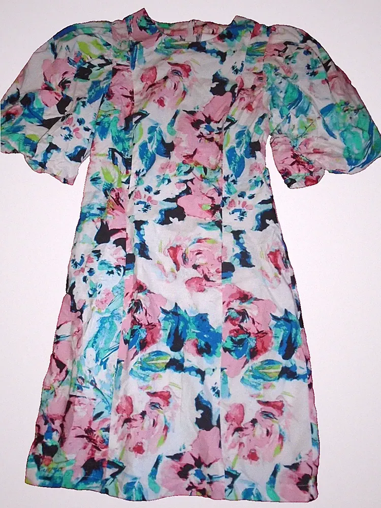 H&M tolles Kleid, Ballon Ärmel, schöne Farben, Größe S, 36