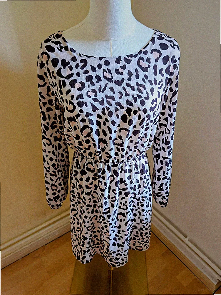 Hailys Damen Kleid Gr. M grau-rosa/schwarz Leoparden-Tierdruck A-Linie Rundhals