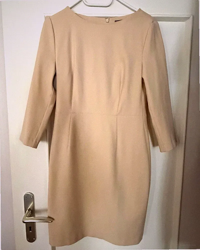 HALLHUBER DONNA Etuikleid Beige Gr. 36 3/4-Ärmel knie, Rundhals, Zip