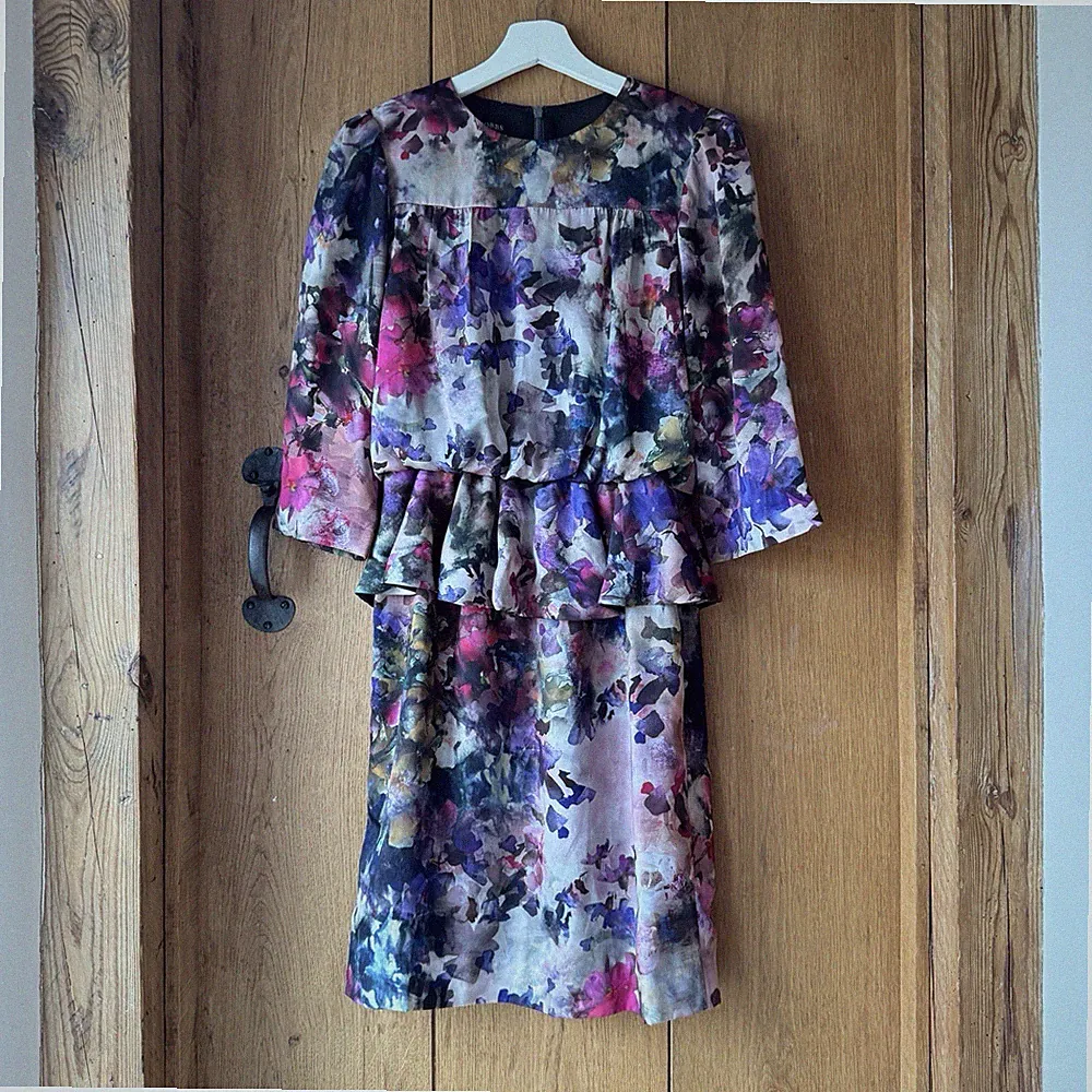 Hobbs London Blumen Seide Schößchen Kleid Größe 10 Hochzeit Gast Anlass 80er Stil