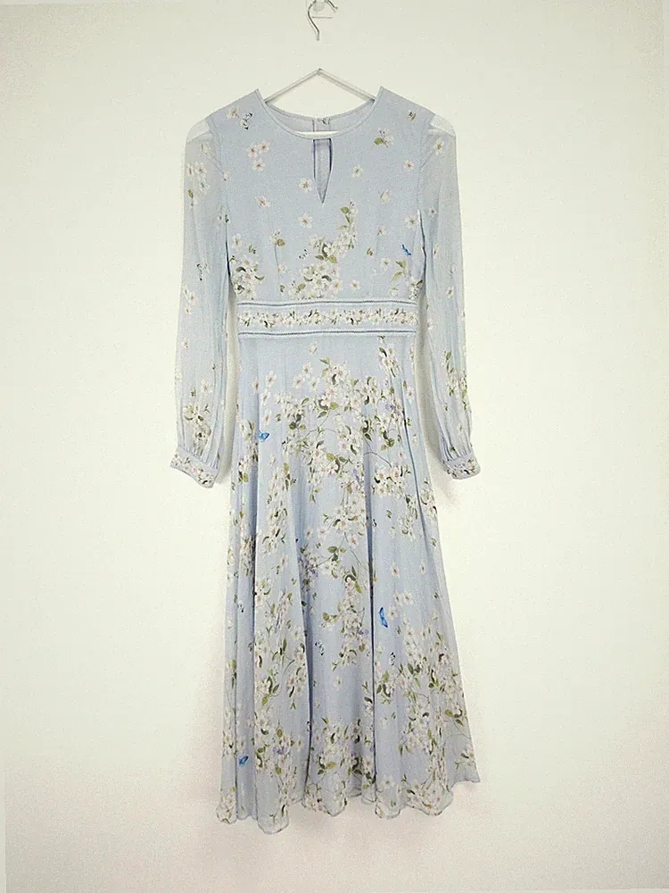 Hobbs Skye Kleid Größe 8 hellblau 100 % Seide Blumen Midi Hochzeit Gast Anlass