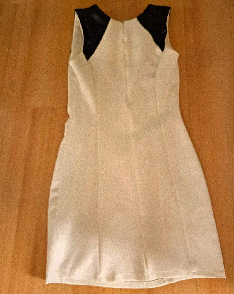 Hollys Kleid Damen Gr. L weiß/schwarz kurz ärmellos A-Linie RV Kunstleder