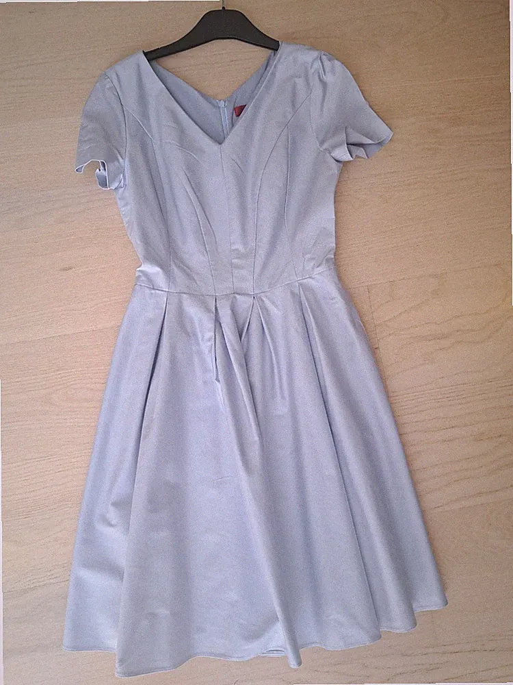 mit Taschen Etui kleid