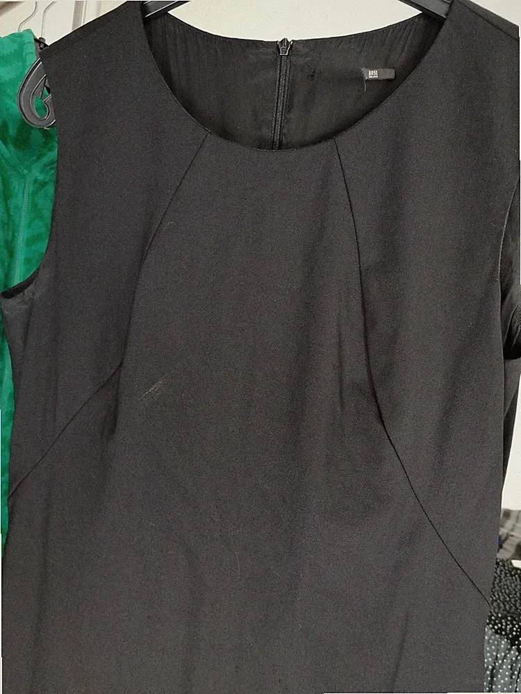 Hugo Boss Kleid Schwarz Gr. 38 Ärmellos Wadenlang