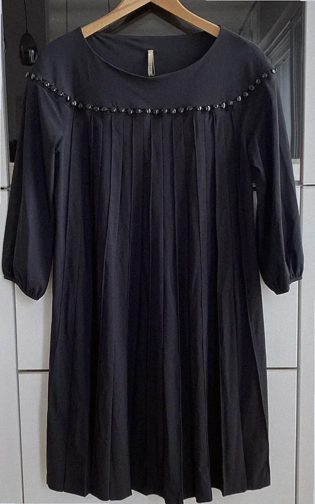 INDIES elegantes A-Linien Kleid Größe 38 Plissee BabyDoll Schwarz Wie Neu!