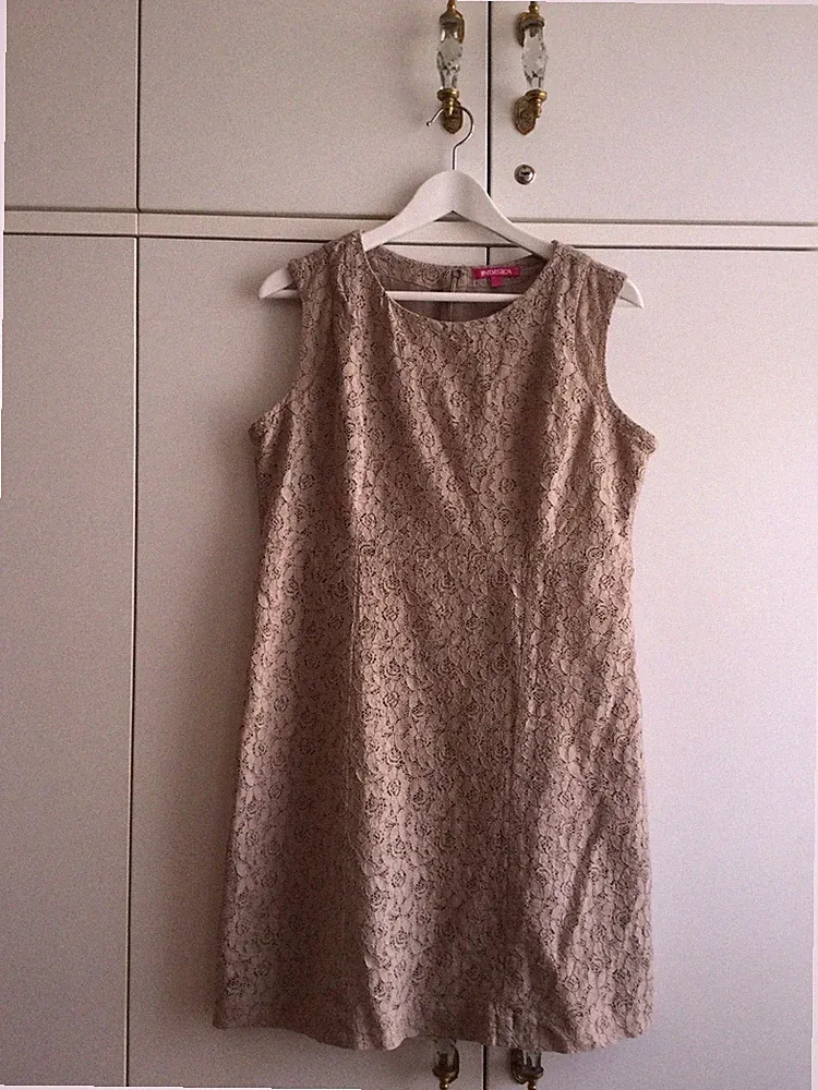 INDISKA Etuikleid Gr. L Gr. 40 beige, Spitze!