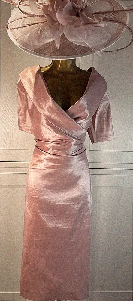 Ispirato UK 20 dehnbares rosa Kleid Hochzeit Mutter Braut Bräutigam Gast Rennen Event