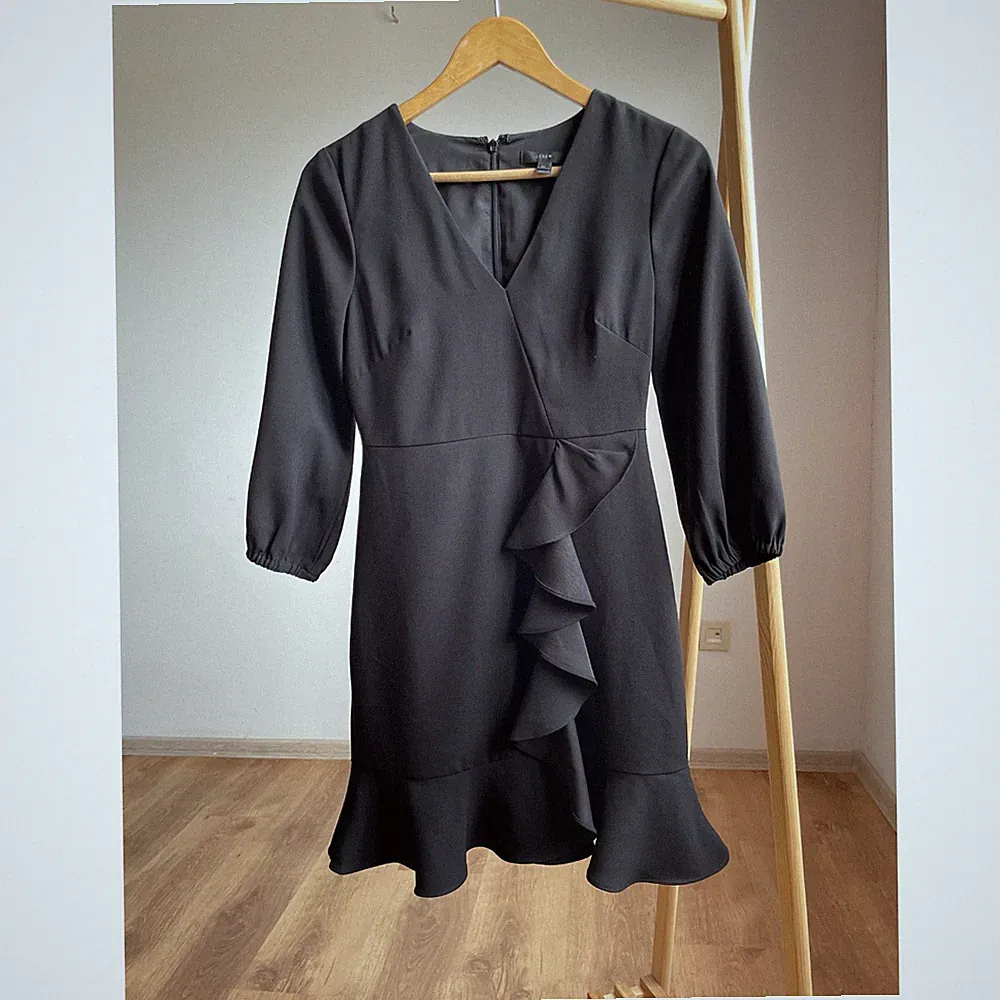 J.Crew drapiertes Midikleid mit Rüschen vorne Größe 0P