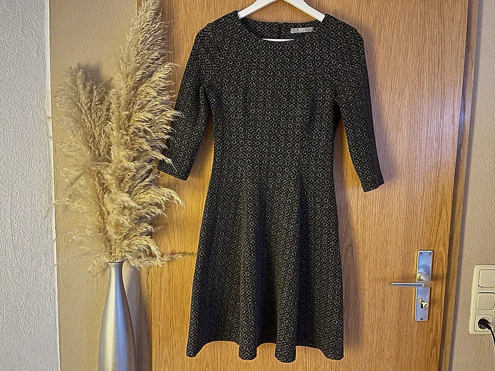 Jake*s Damen 3/4 Arm Kleid in A-Linie Gr. 36 38 grau schwarz gemustert Retro Top
