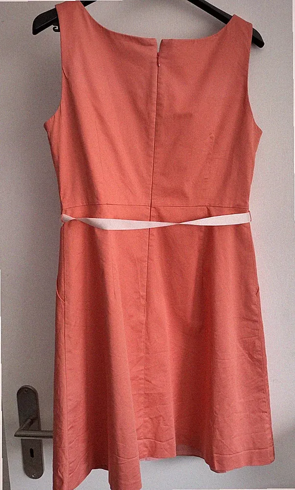 42 A-Linien-Kleid