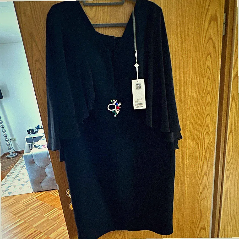 Joop! Damen Etuikleid Gr. 42-44 schwarz V-Ausschnitt Chiffon 3/4 Strass Zip
