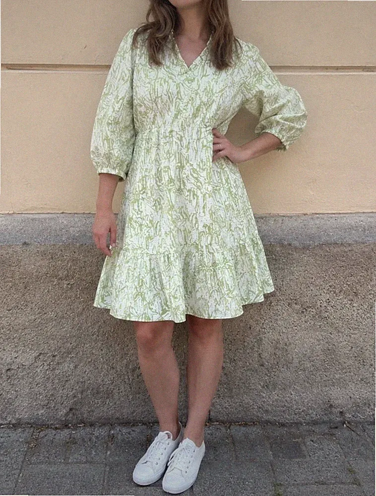 38 Blumenkleid