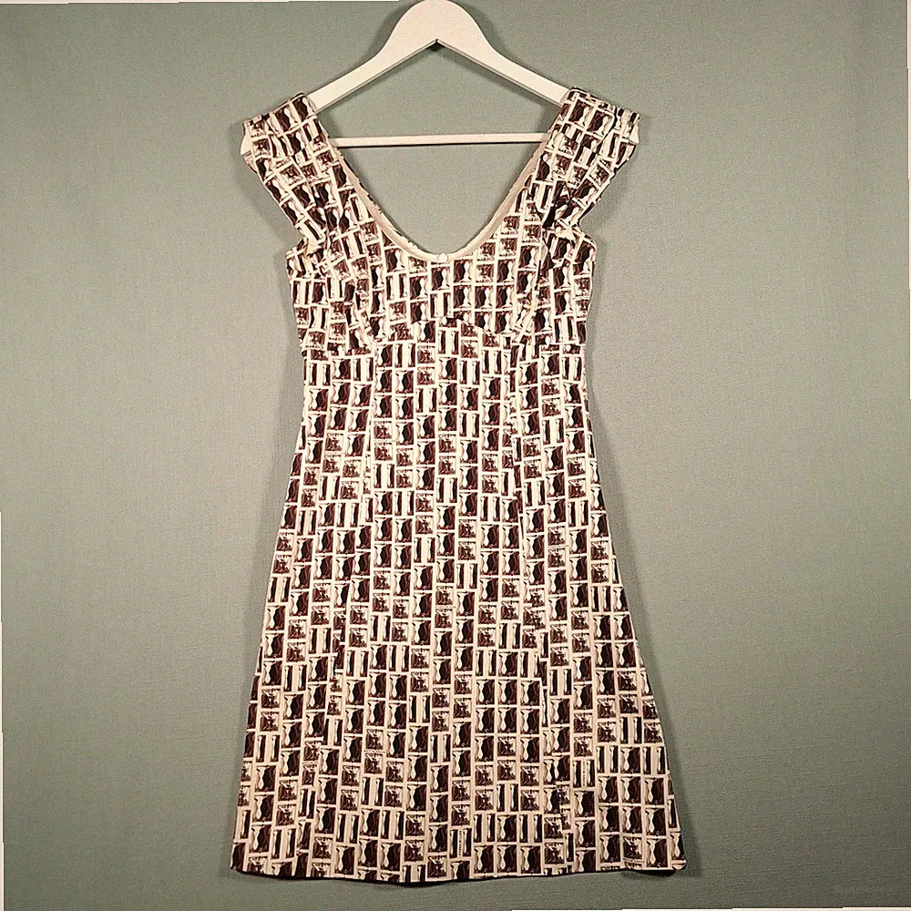 Karen Millen Kleid Damen 8 weiß schwarz Allover Print ärmellos Preloved