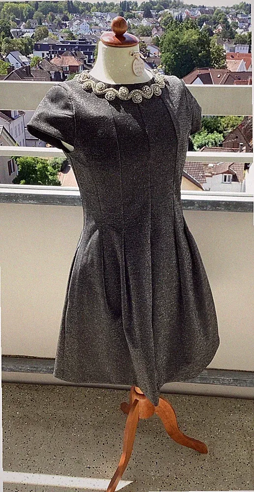 Kiomi Damenkleid Grau Gr. 38 Petit Etuikleid Elegant Party Hochzeit Cocktail