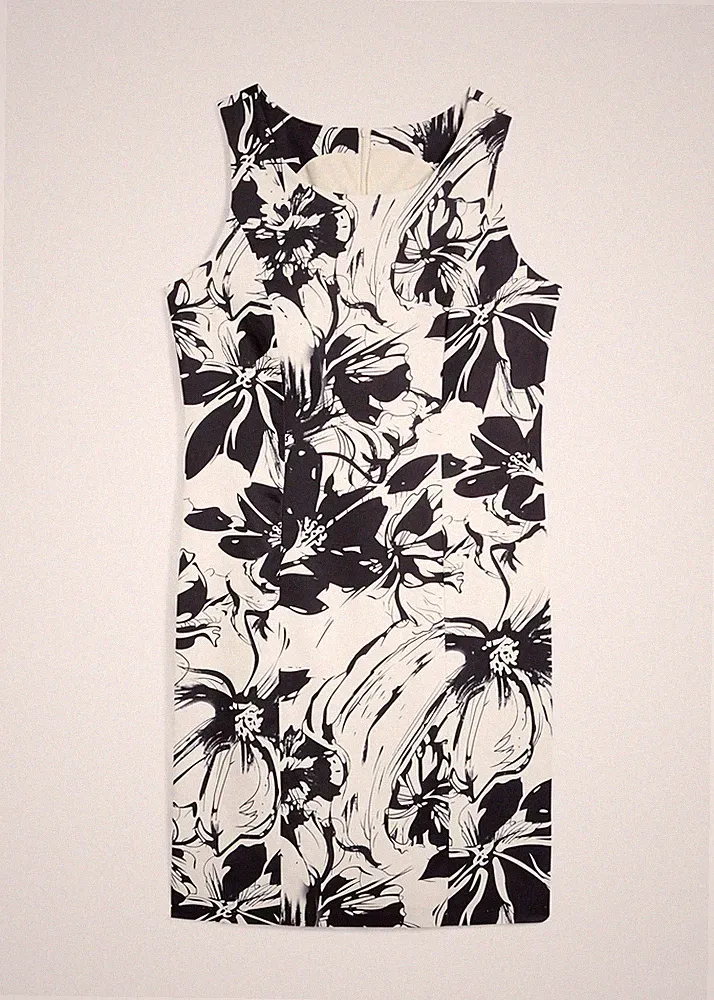 klassisches Etuikleid aus Satin Gr. 42 Wollweiß Schwarz Geblümt Etui-Kleid Neu*