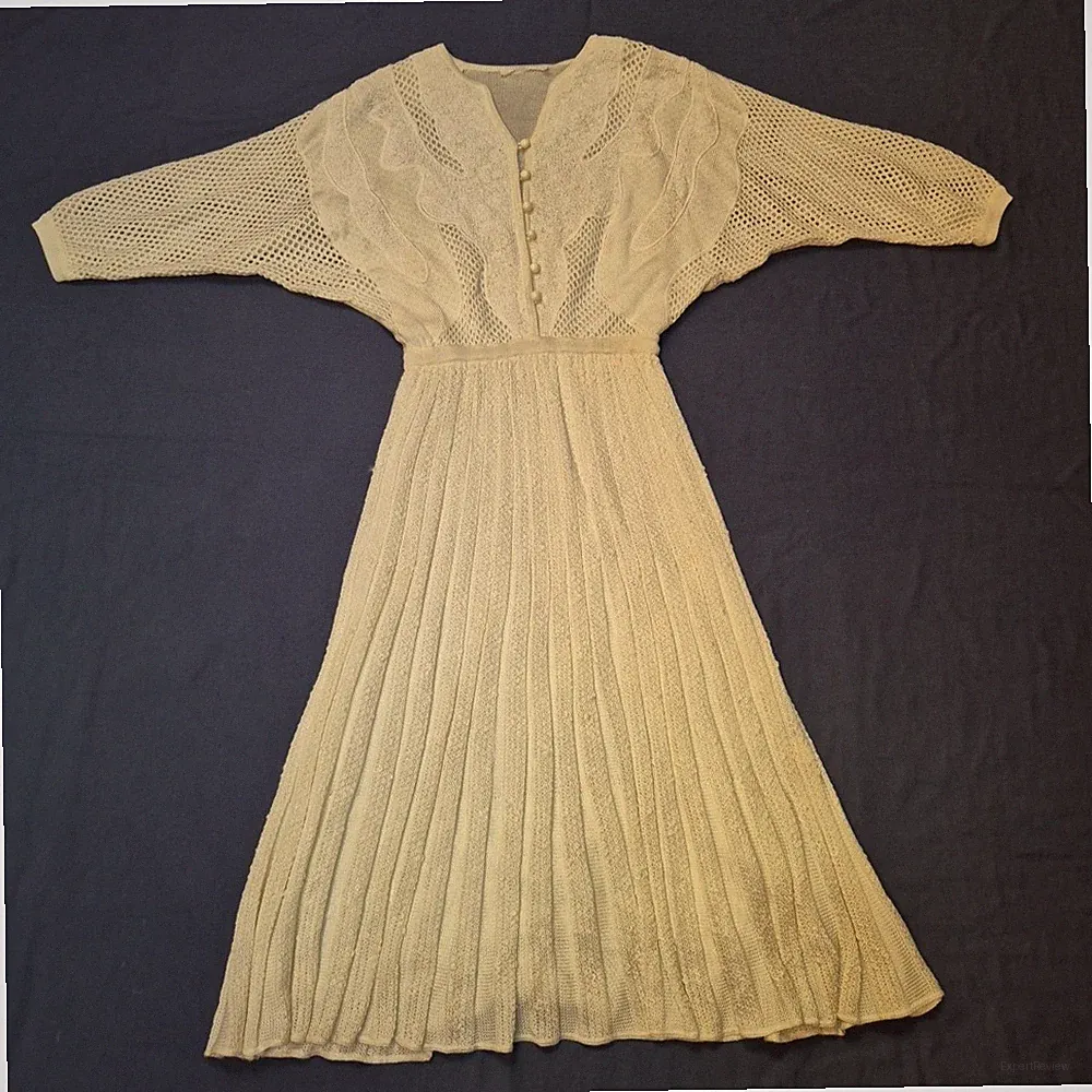 Klassisches Vintage Creme Kleid Vintage Fledermausärmel Häkeleinsatz Strukturkleid
