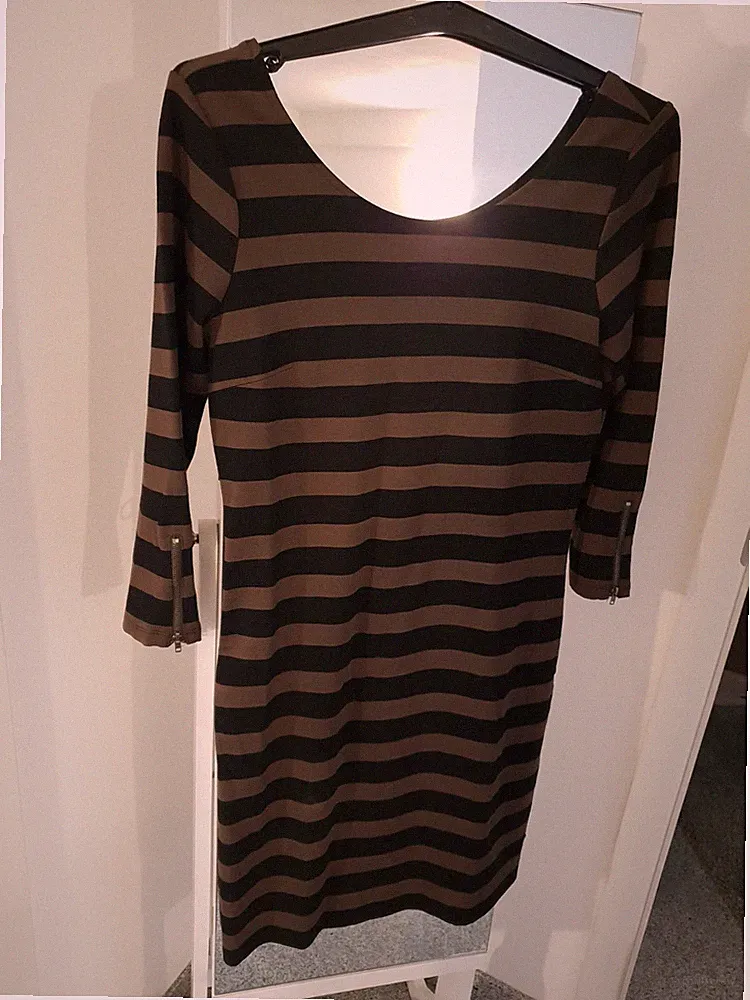 Kleid Bodycon-Kleid / Etuikleid - Eng und gerade Geschnitten, Gr. 38, Stretch