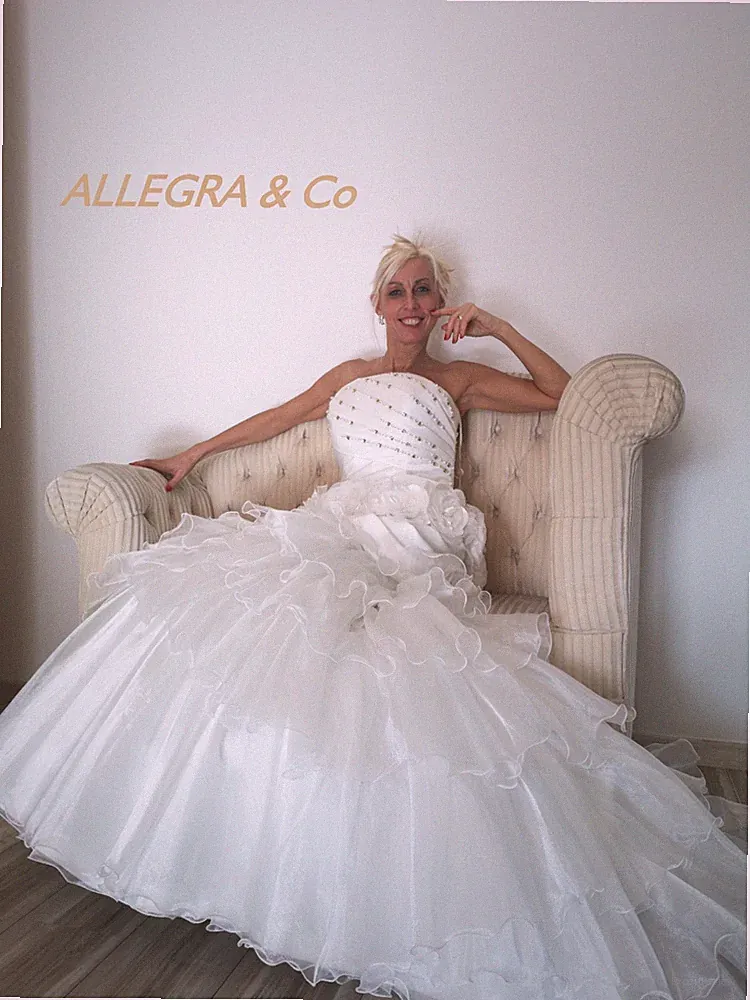Kleid Brautkleid Neu Atelier 24 Stunden Versand Größe 42 44 FO72
