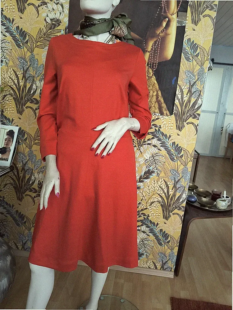 Viskose-Mischung-Hochzeitsgastkleid